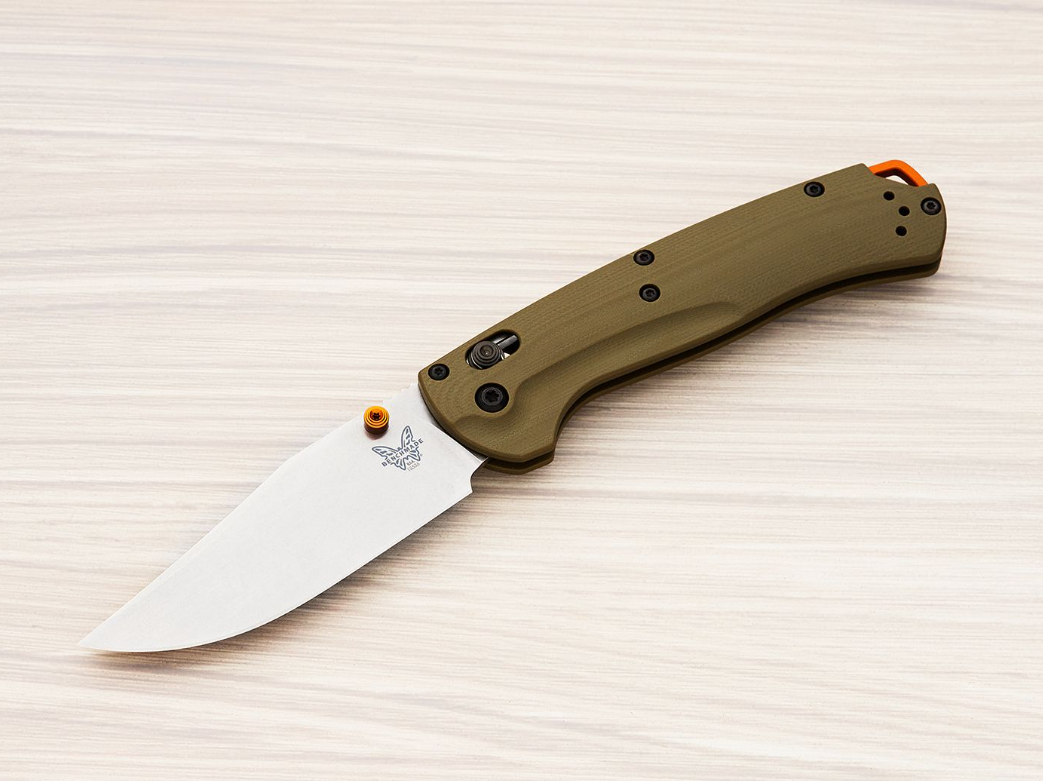Benchmade Hunt Taggedout AXIS Folding Knife #15536