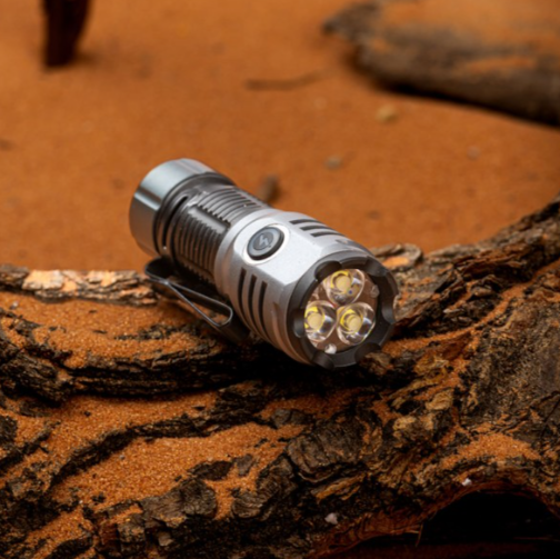 كشاف قابل للشحن 1000  لومن من الرماية #11-844