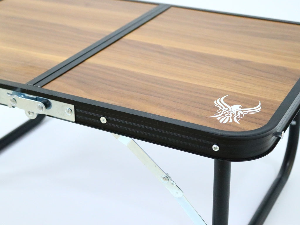طاولة رحلات قابلة للطي - لون خشبي من الحر