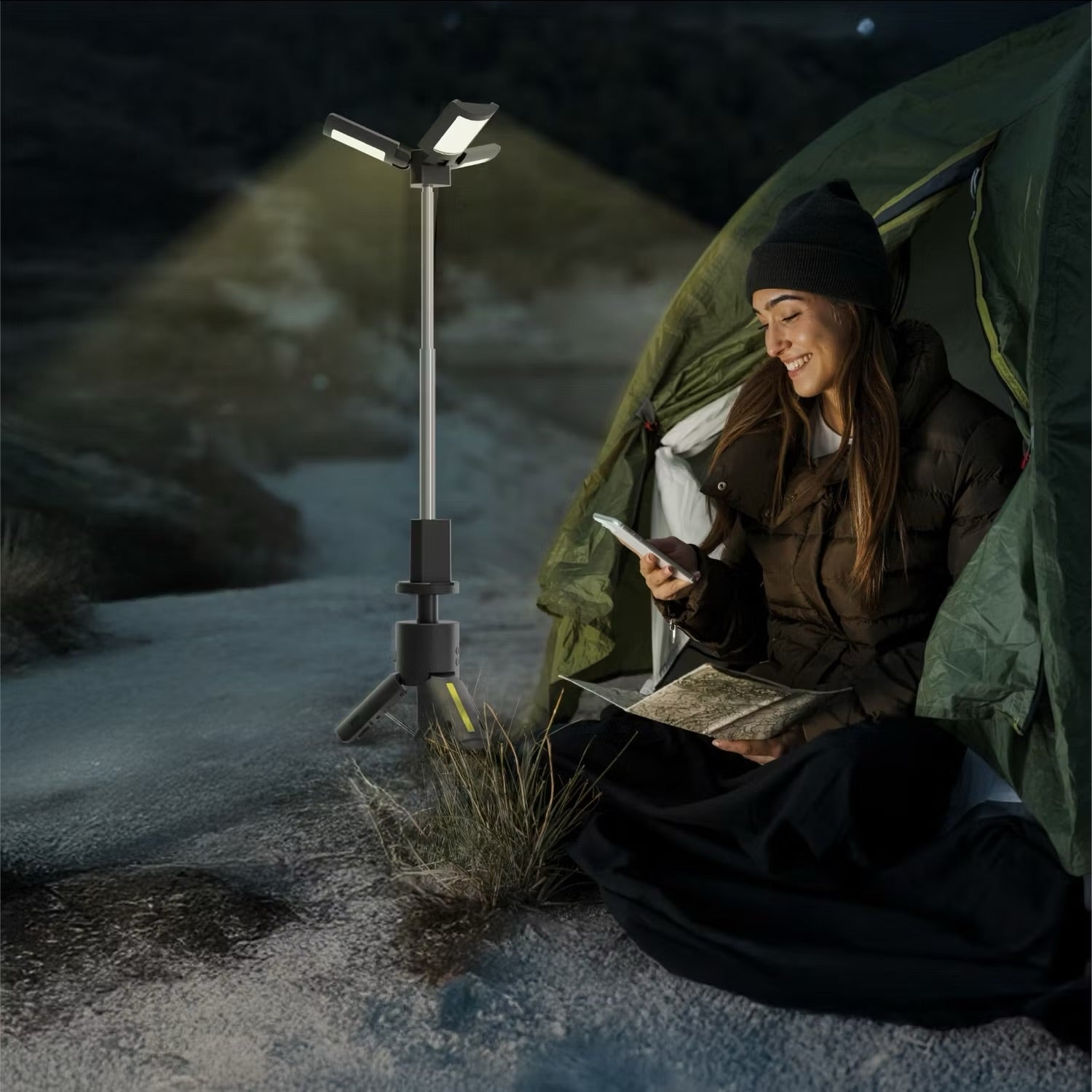 Green Lion Trio Beam Tripod Camping Light #GNTBCL7CLBK