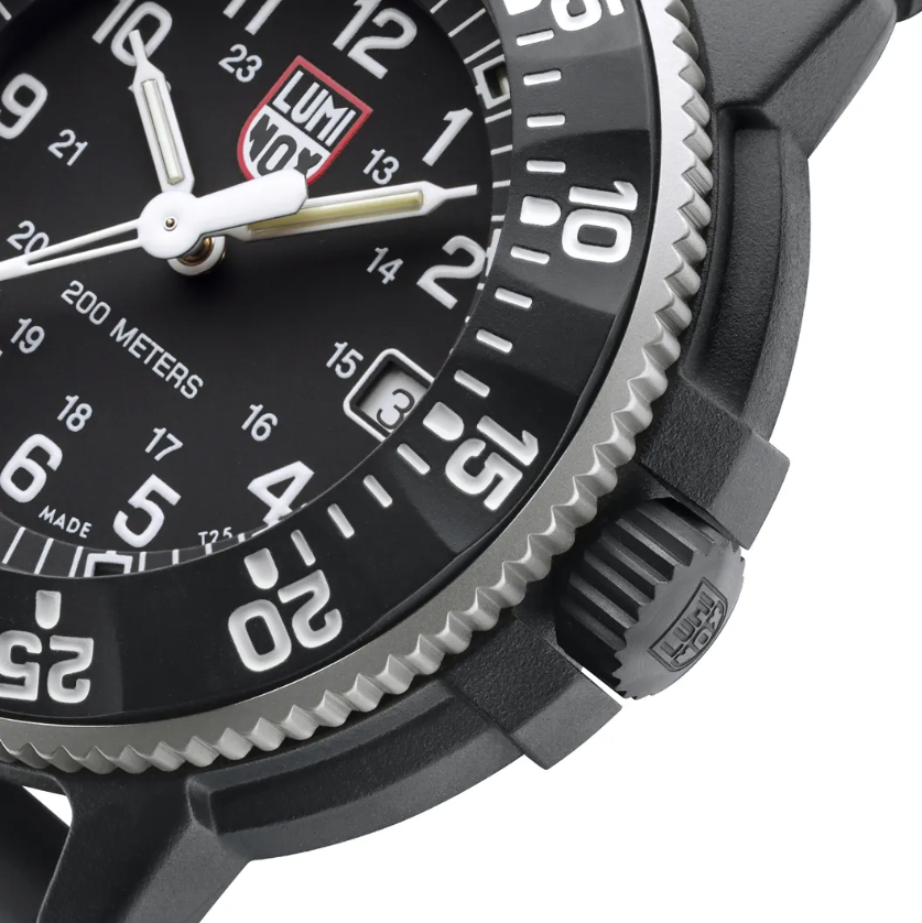 LUMINOX NAVY SEAL ORIGINAL 3001 HERITAGE DIVE WATCH, 43 MM #XS.3001.H.SET